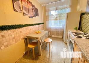 3-к квартира, посуточно, 65м2, 3/10 этаж