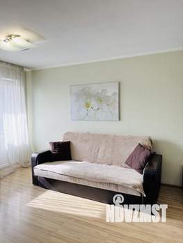 Студия квартира, посуточно, 40м2, 9/20 этаж