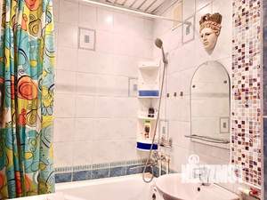 Студия квартира, посуточно, 35м2, 2/4 этаж