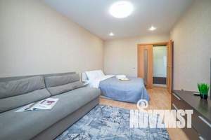 1-к квартира, посуточно, 42м2, 3/18 этаж