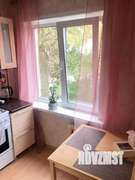 2-к квартира, посуточно, 40м2, 3/5 этаж