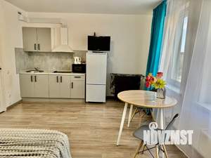 Студия квартира, посуточно, 32м2, 3/10 этаж