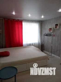 Студия квартира, посуточно, 25м2, 8/9 этаж