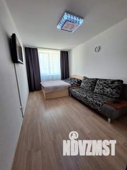 1-к квартира, посуточно, 33м2, 3/10 этаж