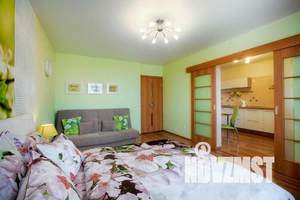 1-к квартира, посуточно, 36м2, 3/25 этаж