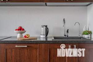 2-к квартира, посуточно, 82м2, 7/25 этаж