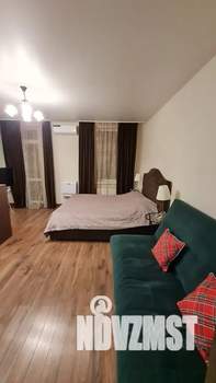 Студия квартира, посуточно, 35м2, 6/19 этаж