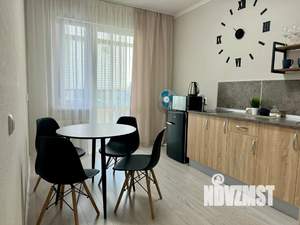 1-к квартира, посуточно, 37м2, 1/3 этаж