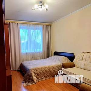 1-к квартира, посуточно, 40м2, 7/10 этаж