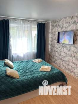1-к квартира, посуточно, 30м2, 1/5 этаж