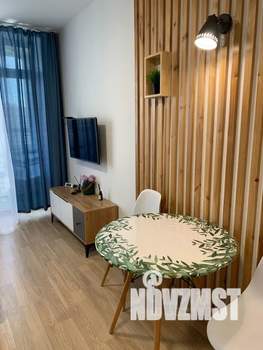 Студия квартира, посуточно, 30м2, 13/25 этаж