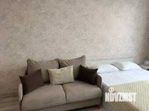 Студия квартира, посуточно, 33м2, 16/28 этаж