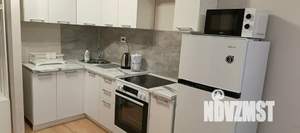 1-к квартира, посуточно, 40м2, 6/12 этаж