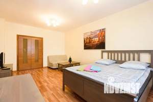 1-к квартира, посуточно, 56м2, 14/14 этаж