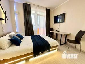 Студия квартира, посуточно, 32м2, 3/25 этаж