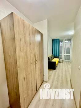 Студия квартира, посуточно, 28м2, 18/25 этаж