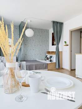 Студия квартира, посуточно, 40м2, 7/14 этаж