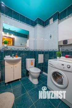 1-к квартира, посуточно, 60м2, 1/1 этаж