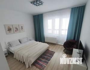 1-к квартира, посуточно, 40м2, 4/15 этаж