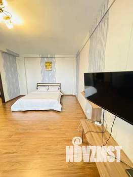 1-к квартира, посуточно, 50м2, 8/25 этаж