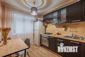 1-к квартира, посуточно, 39м2, 1/9 этаж