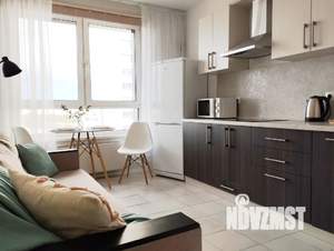 1-к квартира, посуточно, 34м2, 19/24 этаж