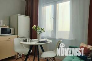 1-к квартира, посуточно, 40м2, 22/24 этаж