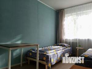 2-к квартира, посуточно, 42м2, 1/1 этаж