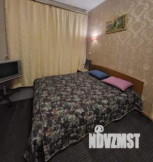 1-к квартира, посуточно, 32м2, 3/5 этаж