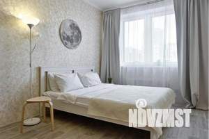 1-к квартира, посуточно, 43м2, 7/32 этаж