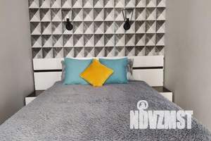 1-к квартира, посуточно, 33м2, 4/25 этаж