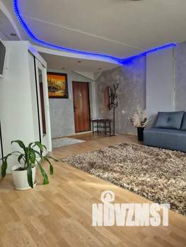 Студия квартира, посуточно, 36м2, 2/9 этаж