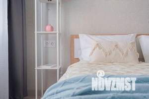 1-к квартира, посуточно, 40м2, 14/31 этаж