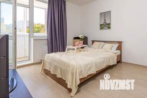 1-к квартира, посуточно, 35м2, 3/12 этаж