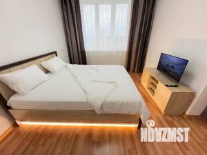 1-к квартира, посуточно, 40м2, 17/25 этаж