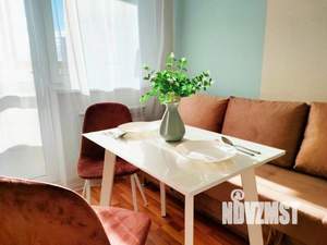 1-к квартира, посуточно, 50м2, 1/1 этаж