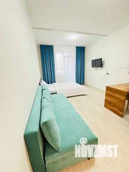 Студия квартира, посуточно, 35м2, 2/25 этаж