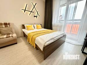 Студия квартира, посуточно, 33м2, 3/25 этаж