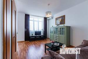 2-к квартира, посуточно, 65м2, 1/1 этаж