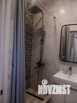 1-к квартира, посуточно, 35м2, 5/10 этаж