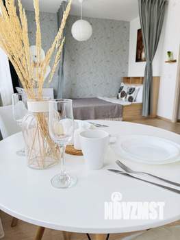 Студия квартира, посуточно, 40м2, 7/14 этаж