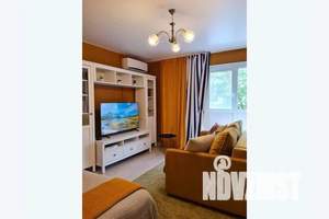 1-к квартира, посуточно, 44м2, 3/9 этаж