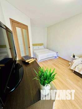 1-к квартира, посуточно, 50м2, 1/1 этаж