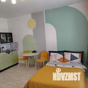 Студия квартира, посуточно, 31м2, 18/32 этаж