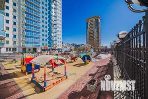 Студия квартира, посуточно, 52м2, 16/25 этаж