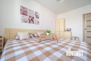 1-к квартира, посуточно, 43м2, 1/1 этаж