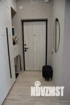 Студия квартира, посуточно, 32м2, 12/18 этаж