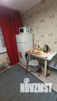 1-к квартира, посуточно, 30м2, 1/9 этаж