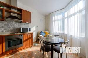 1-к квартира, посуточно, 54м2, 1/1 этаж