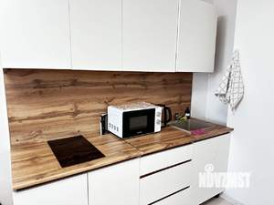 Студия квартира, посуточно, 27м2, 12/25 этаж